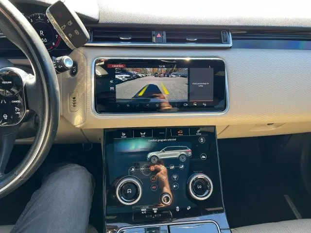 2019 LAND ROVER RANGE ROVER VELAR R-DYNAMIC SE  