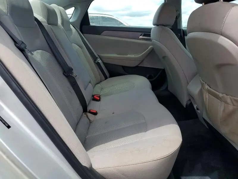2018 HYUNDAI SONATA SE  