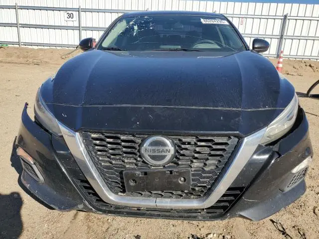 2021 NISSAN ALTIMA SV  