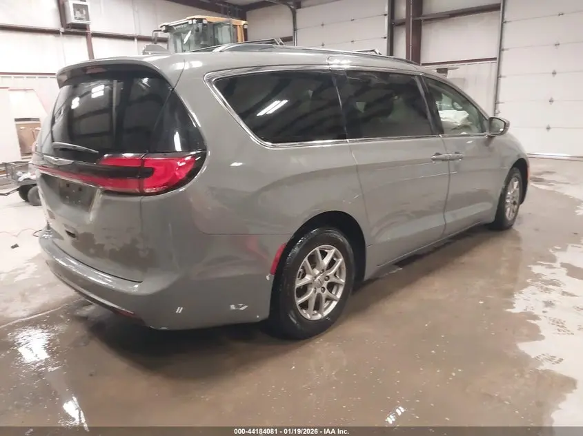 2022 CHRYSLER PACIFICA TOURING L