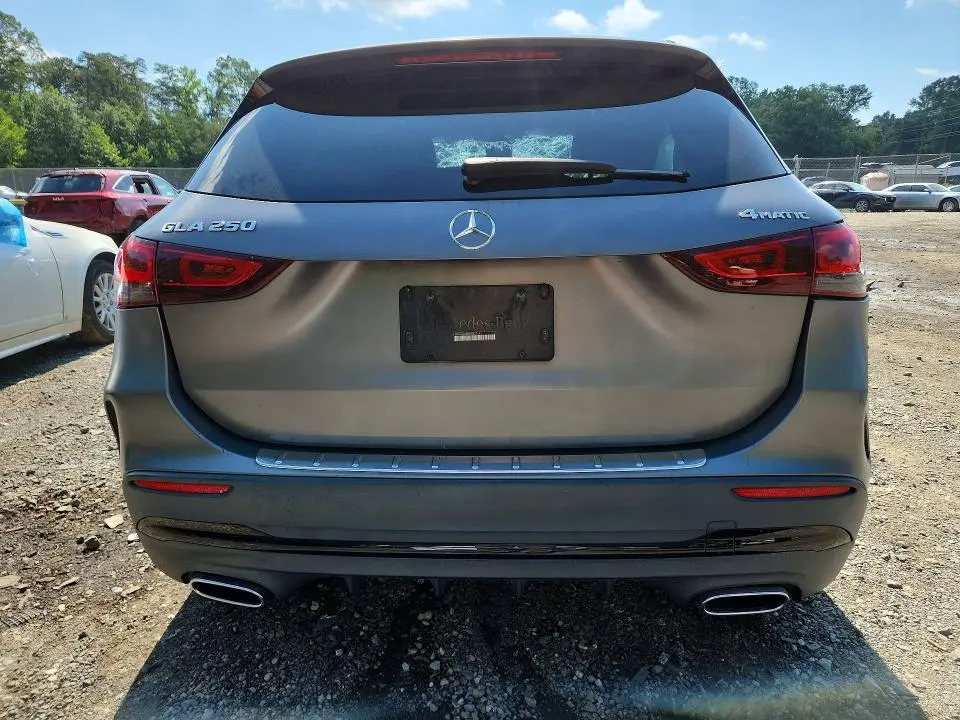 2021 MERCEDES-BENZ GLA 250 4MATIC  