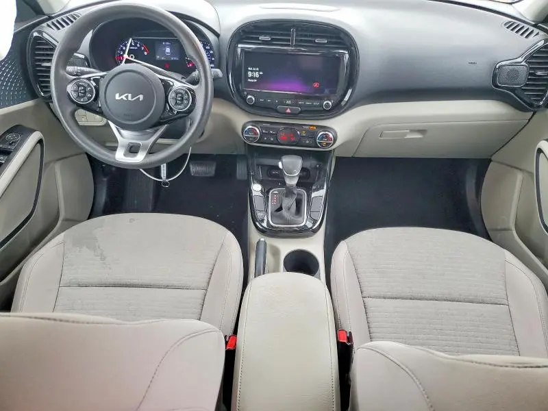 2022 KIA SOUL S  