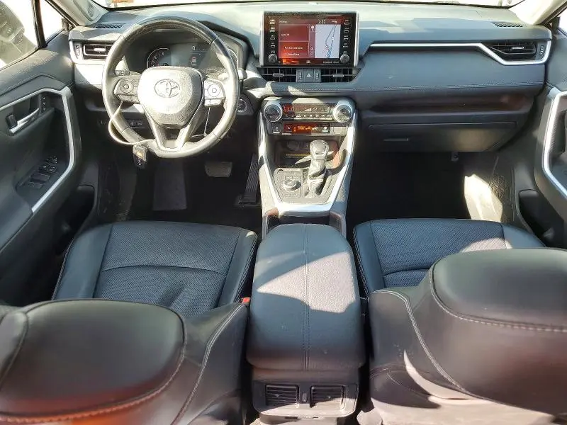 2021 TOYOTA RAV4 LIMITED  