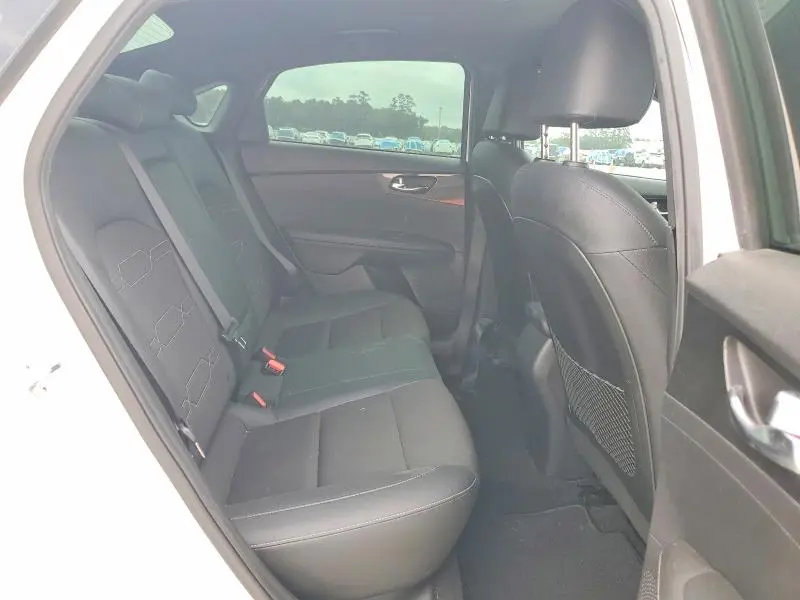 2021 KIA FORTE GT LINE  