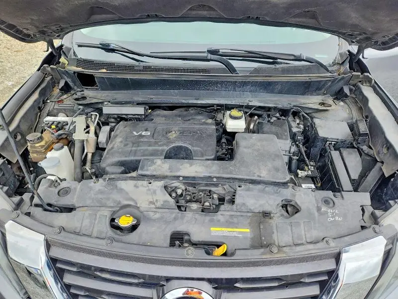 2019 NISSAN PATHFINDER SV  