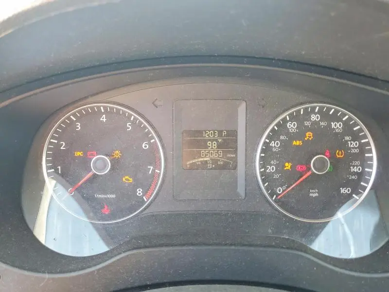 2012 VOLKSWAGEN JETTA SE  