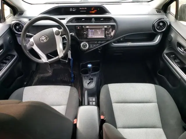 2016 TOYOTA PRIUS C   