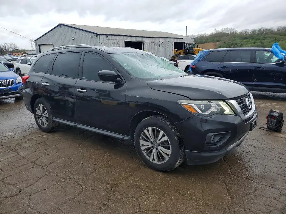 2017 NISSAN PATHFINDER SV  