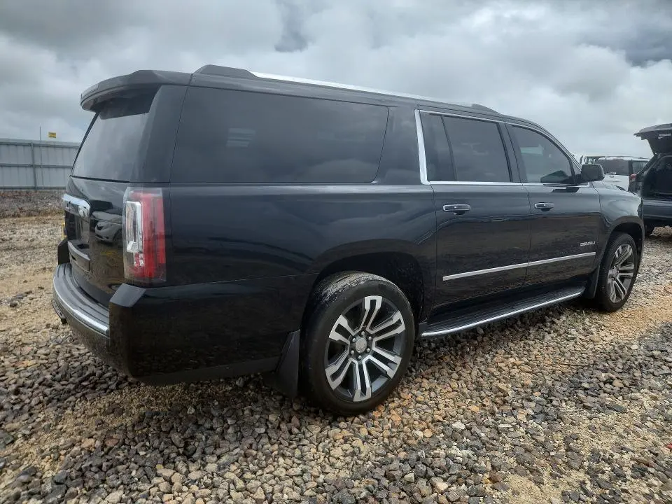 2018 GMC YUKON XL DENALI  