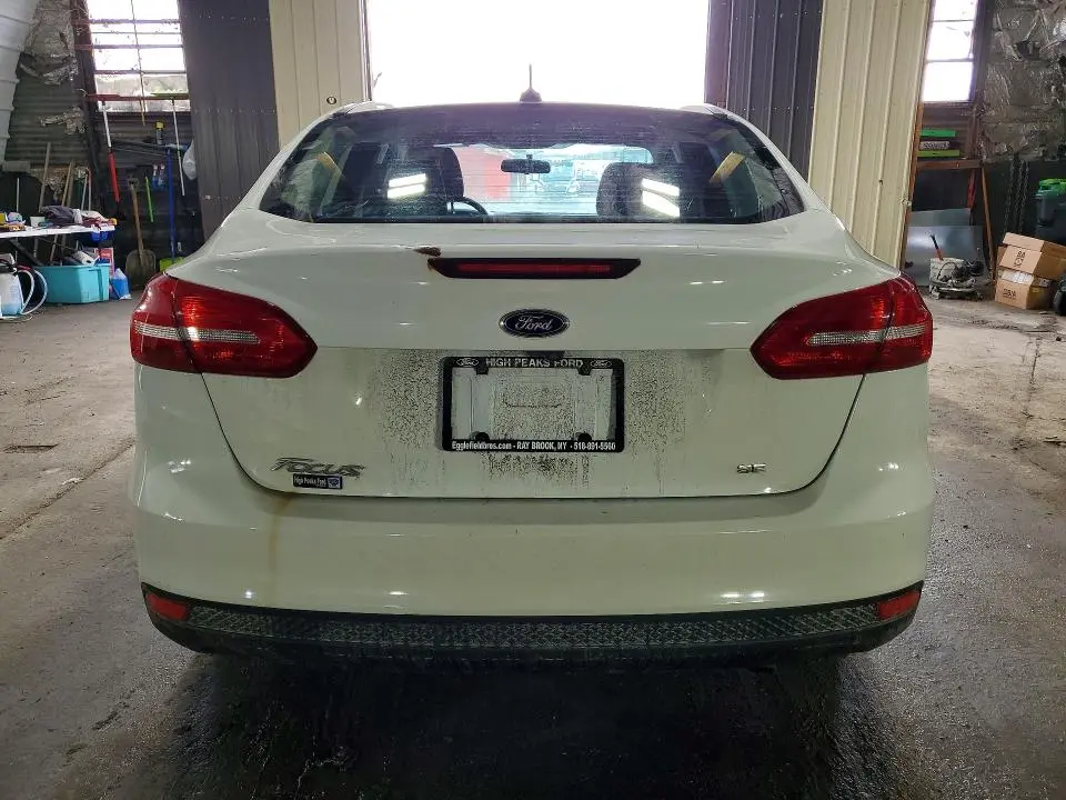 2018 FORD FOCUS SE  