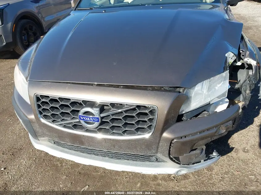 2015 VOLVO XC70 3.2 PLATINUM