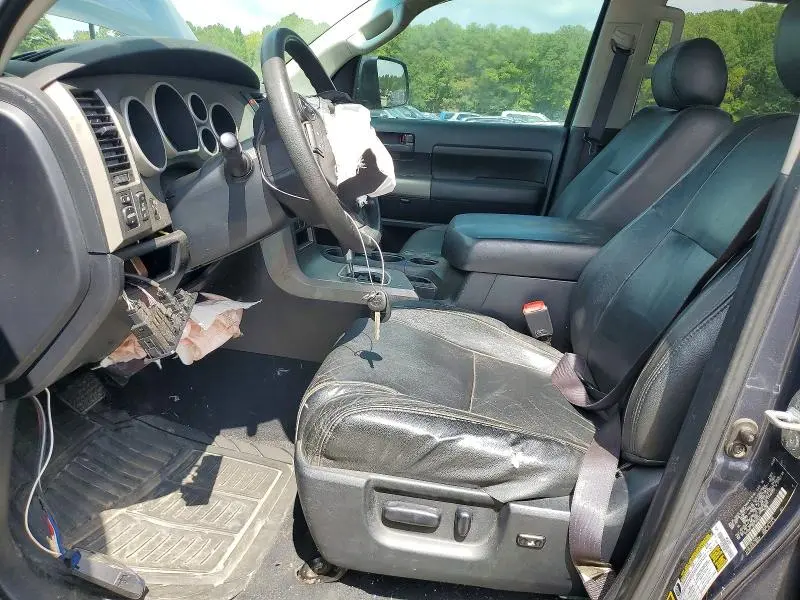 2010 TOYOTA TUNDRA CREWMAX SR5  