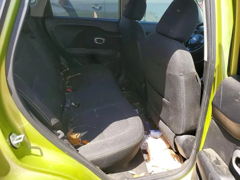 2014 KIA SOUL +  
