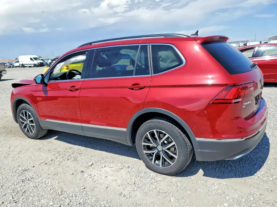 2021 VOLKSWAGEN TIGUAN SE  