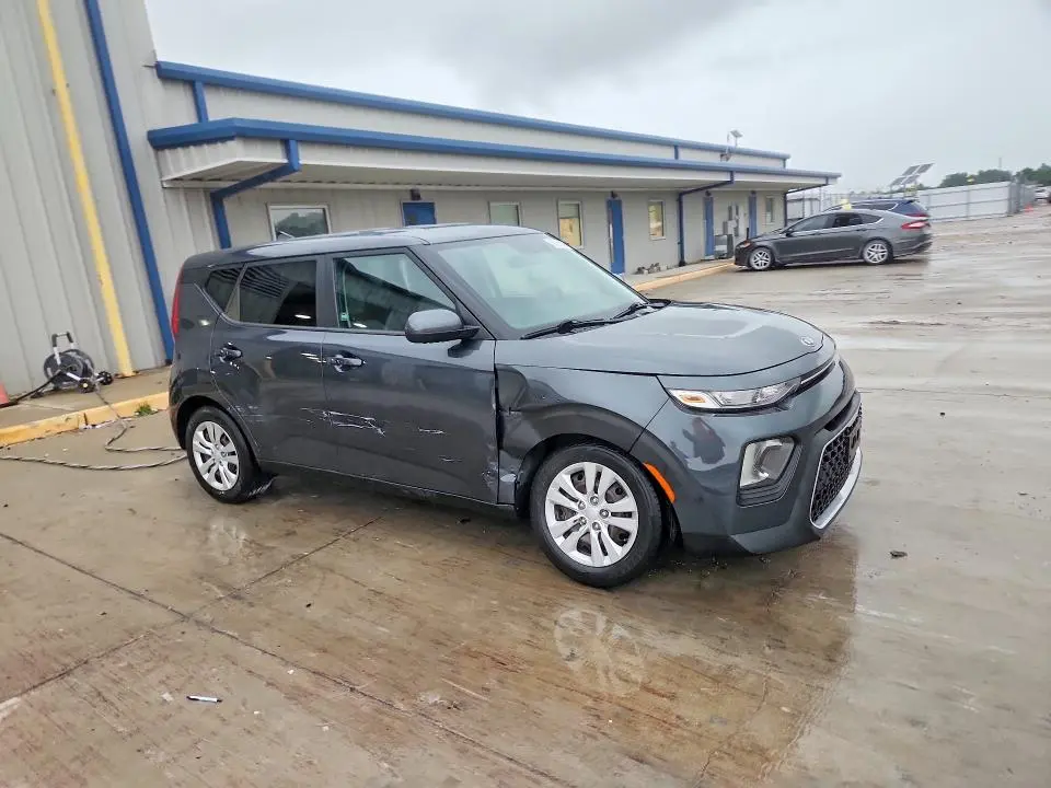 2021 KIA SOUL LX  