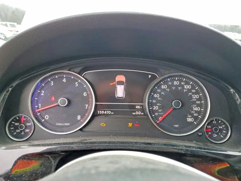 2014 VOLKSWAGEN TOUAREG V6  