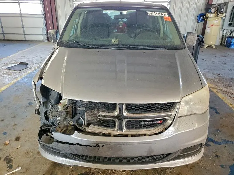2013 DODGE GRAND CARAVAN SE  