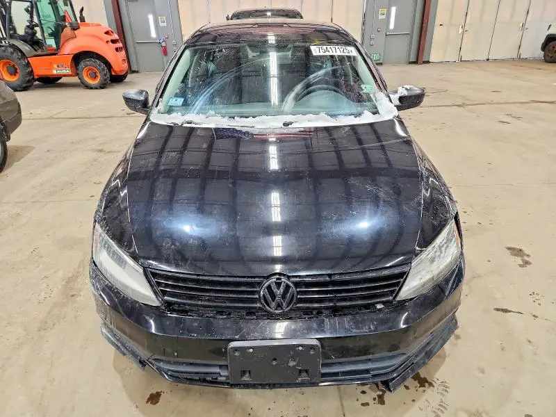 2015 VOLKSWAGEN JETTA SE  