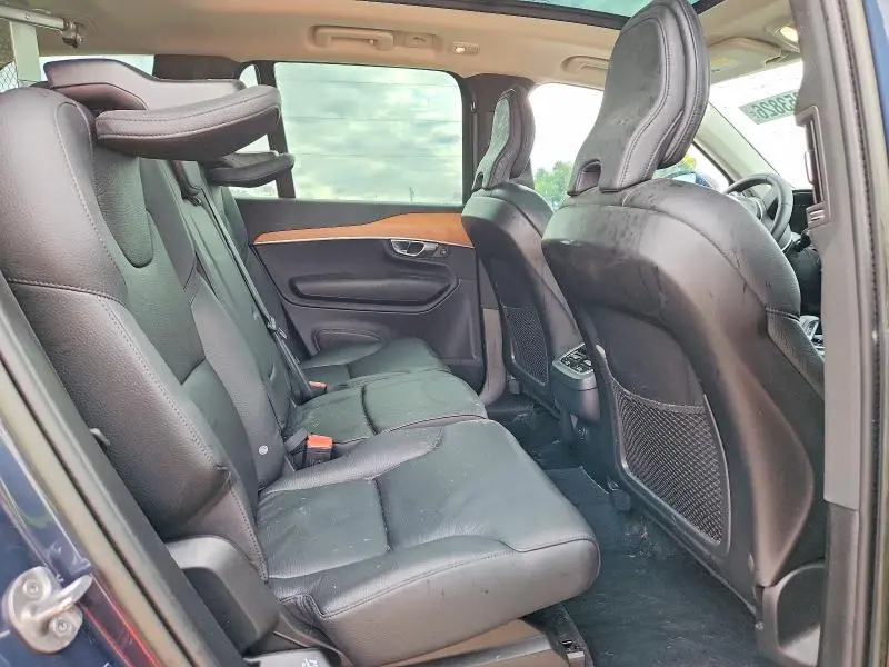 2023 VOLVO XC90 PLUS  