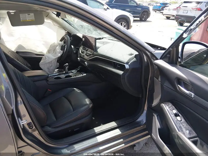 2024 NISSAN ALTIMA SR FWD
