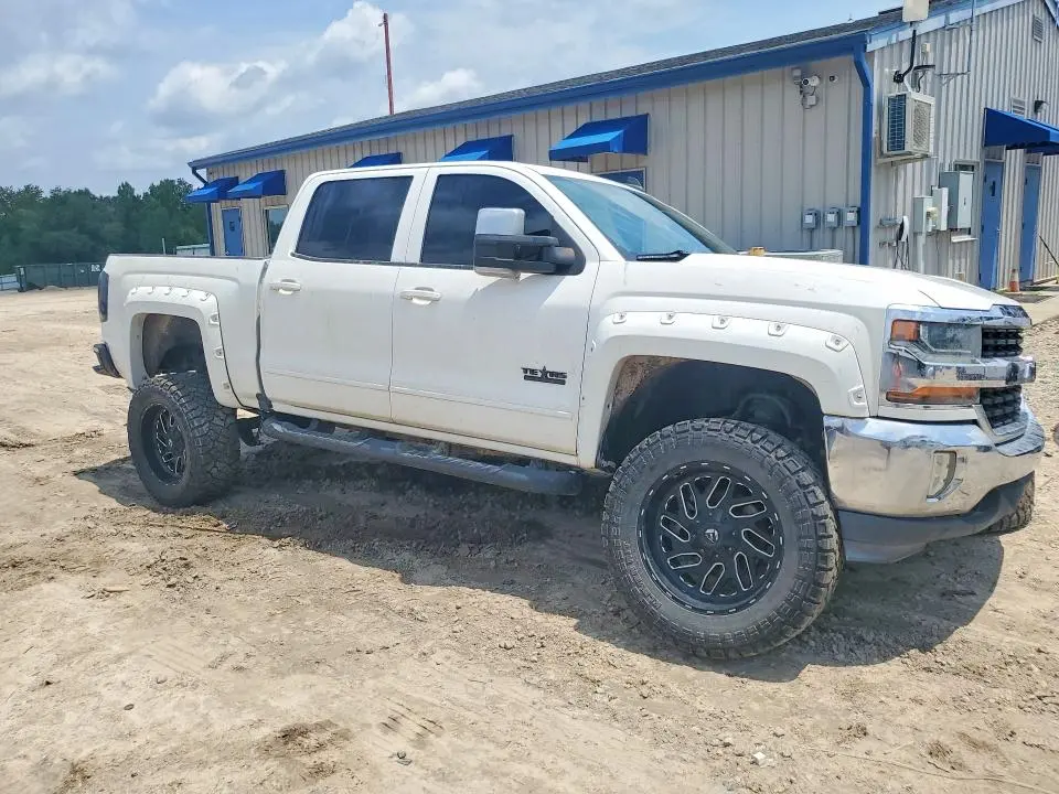 2017 CHEVROLET SILVERADO C1500 LT  