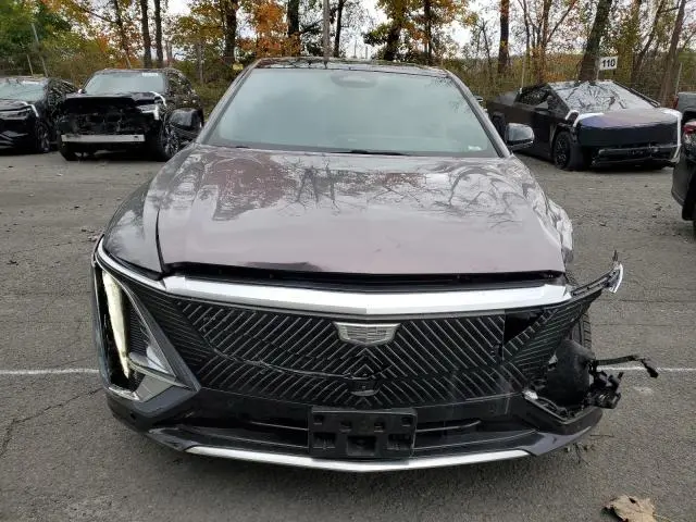 2024 CADILLAC LYRIQ LUXURY  