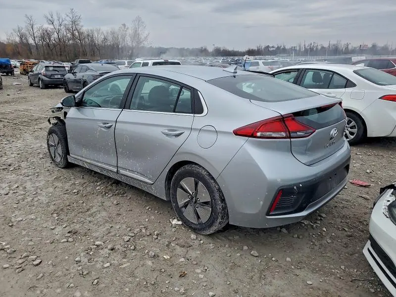 2022 HYUNDAI IONIQ SE  