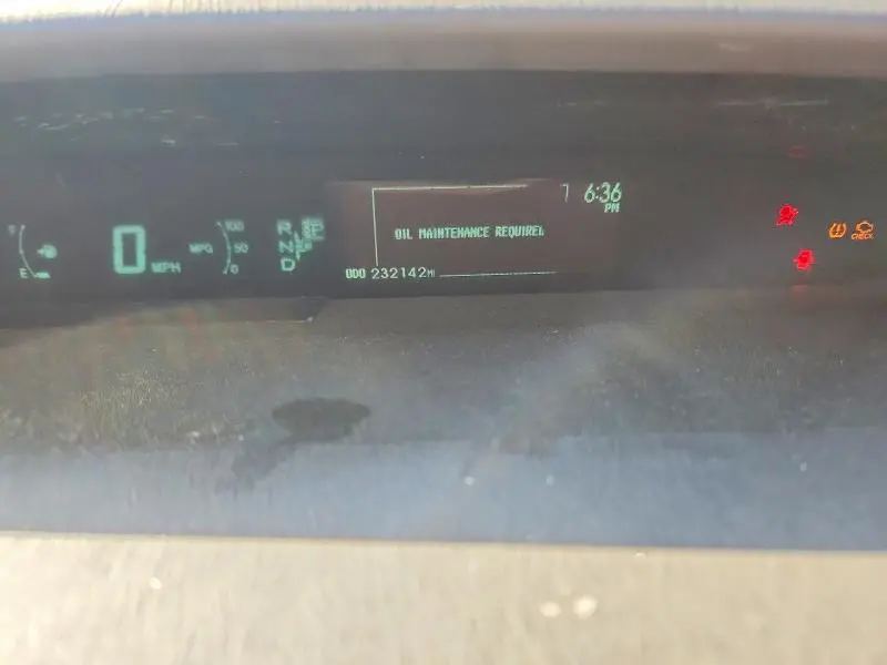 2010 TOYOTA PRIUS III  