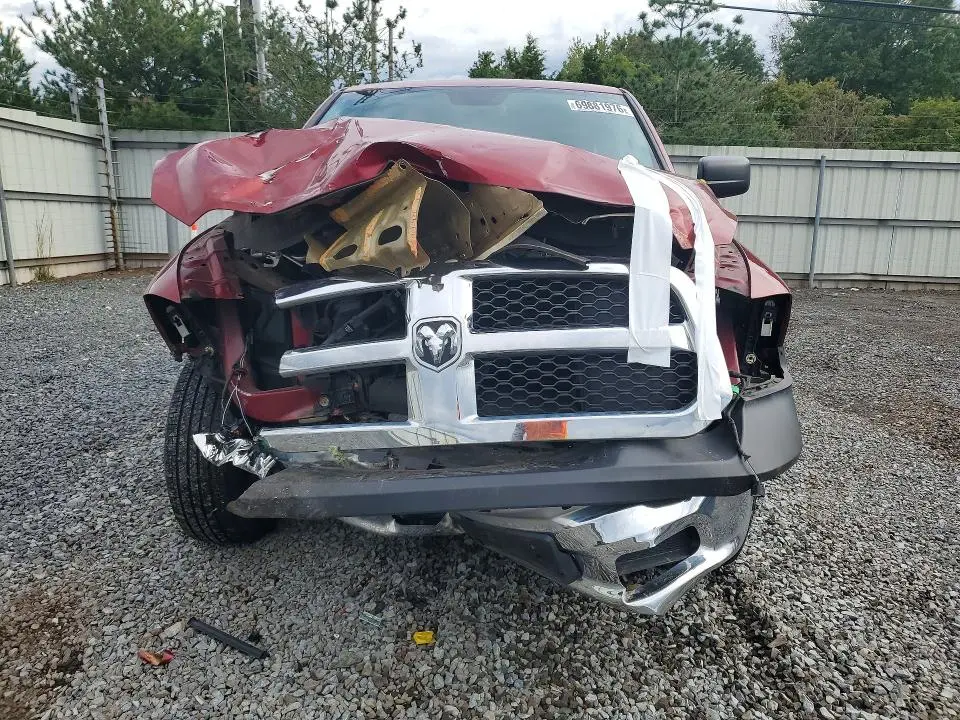 2013 RAM 1500 ST  