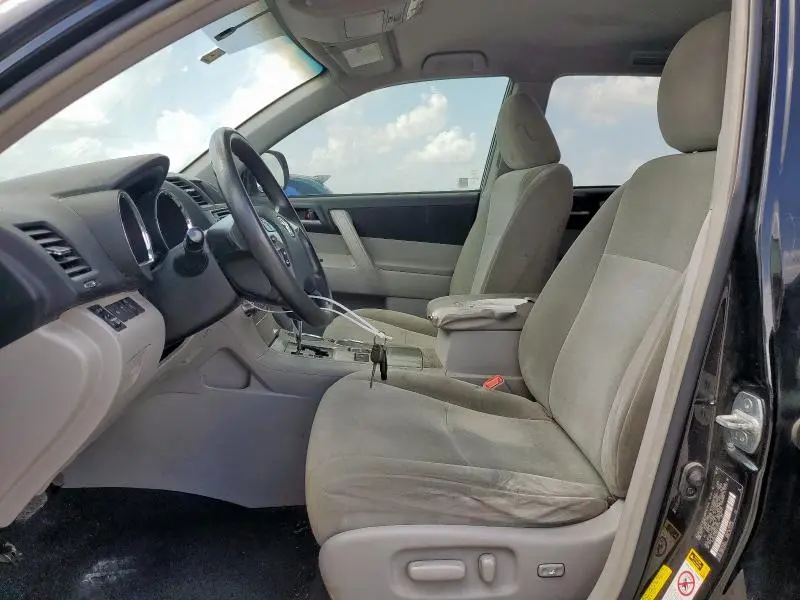 2013 TOYOTA HIGHLANDER BASE  