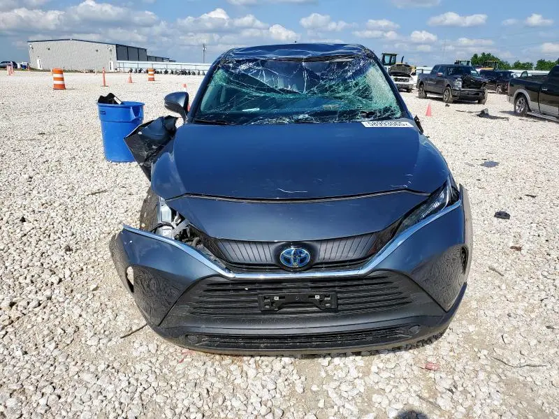 2021 TOYOTA VENZA LE  