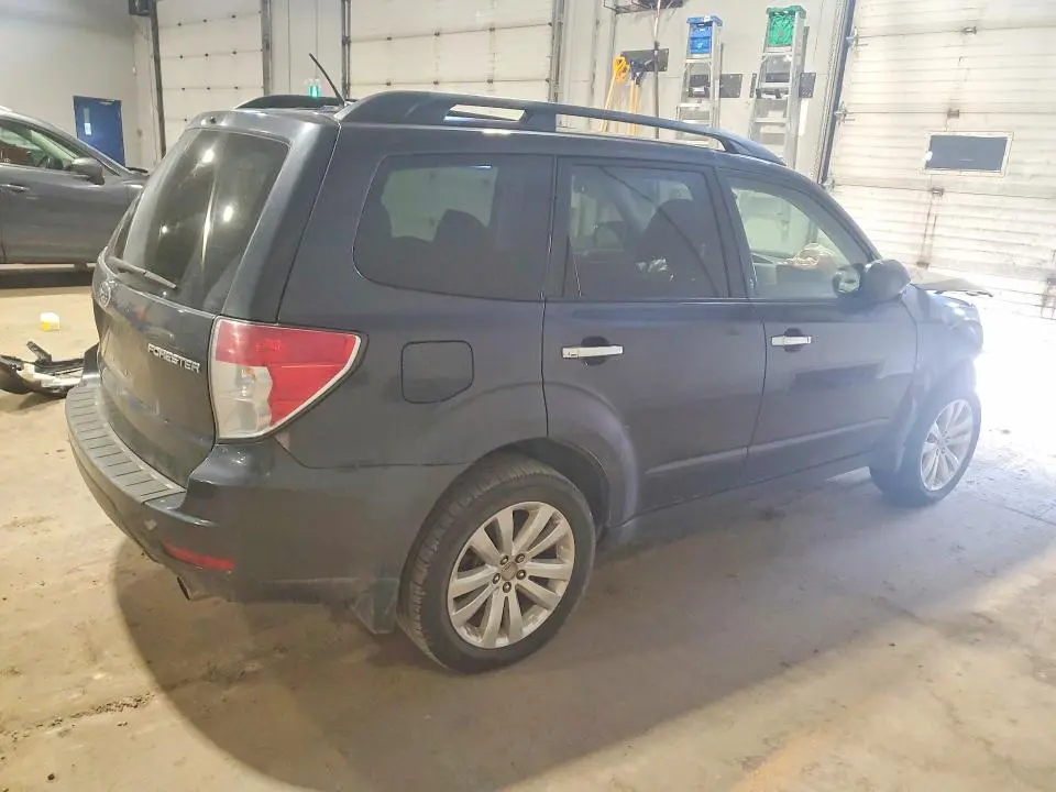 2011 SUBARU FORESTER 2.5X PREMIUM  