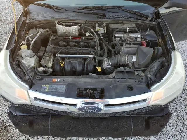 2010 FORD FOCUS SE  
