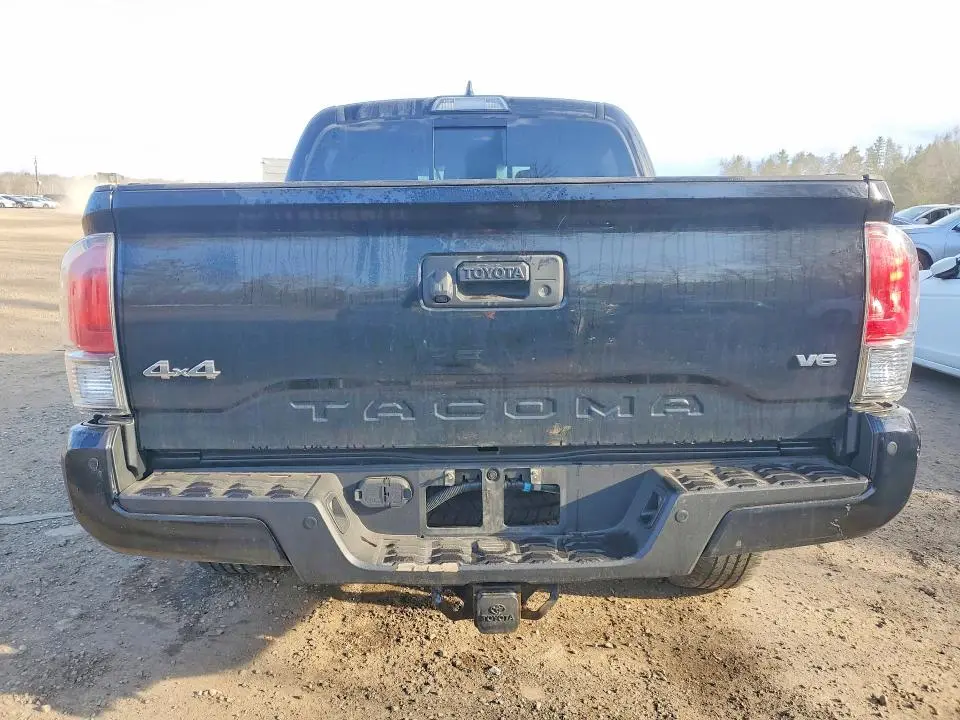 2018 TOYOTA TACOMA LIMITED  