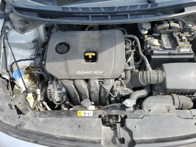 2017 KIA FORTE LX  