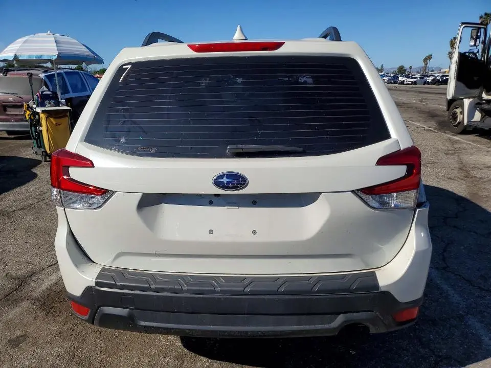 2020 SUBARU FORESTER   