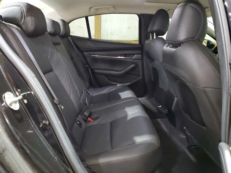 2025 MAZDA 3 PREFERRED  