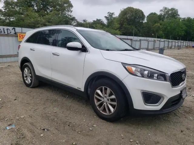 2017 KIA SORENTO LX  