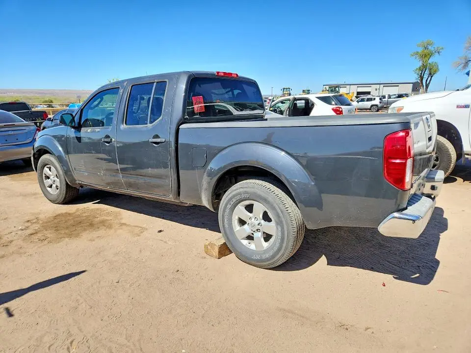 2010 NISSAN FRONTIER SE V6  