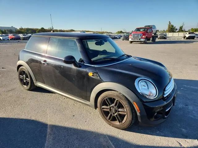 2013 MINI COOPER   