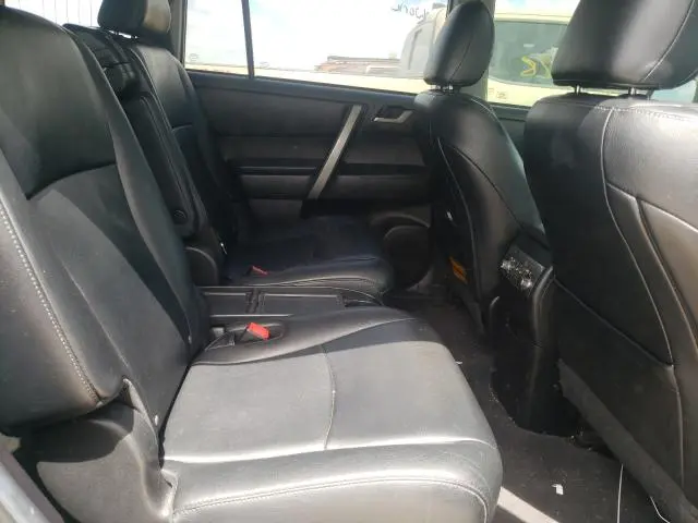 2013 TOYOTA HIGHLANDER BASE