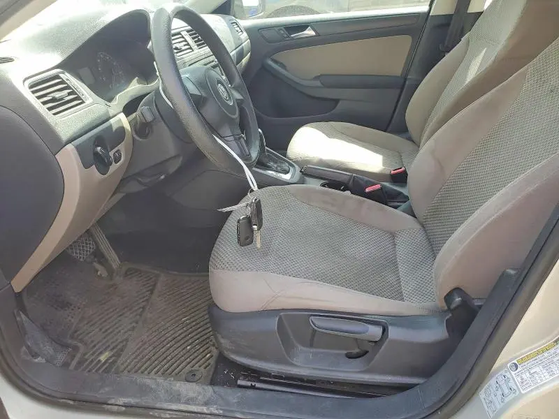 2012 VOLKSWAGEN JETTA BASE  