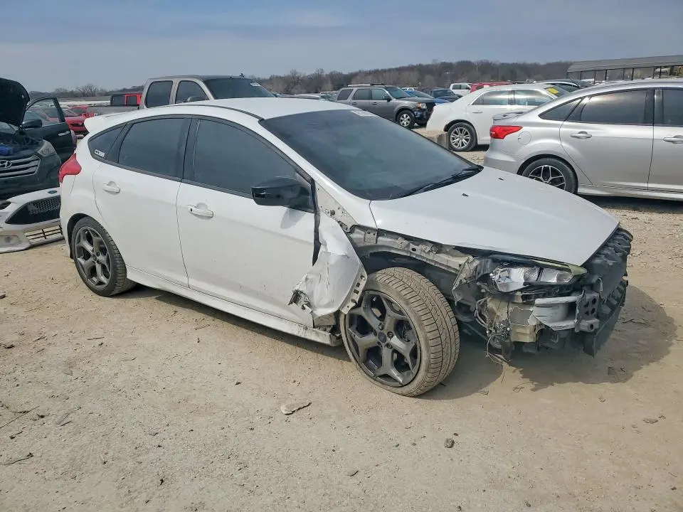 2017 FORD FOCUS ST  