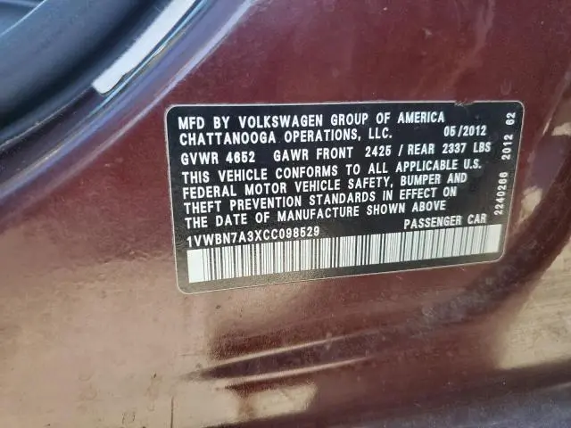 2012 VOLKSWAGEN PASSAT SE  
