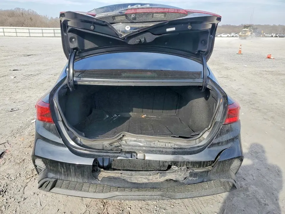 2024 KIA FORTE   