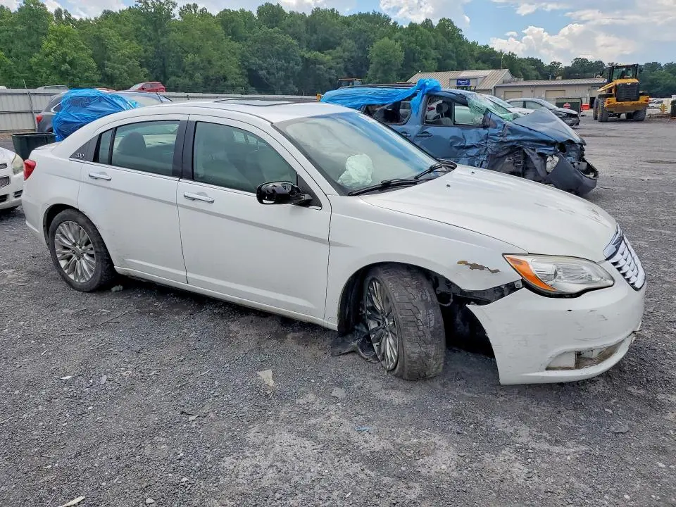 2012 CHRYSLER 200 LIMITED  