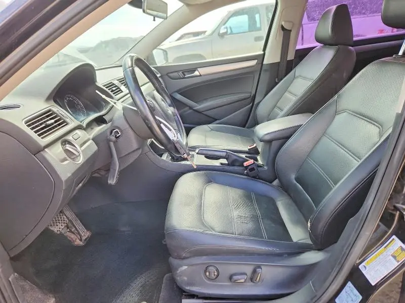 2014 VOLKSWAGEN PASSAT S  