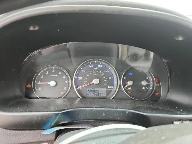 2012 HYUNDAI SANTA FE GLS  