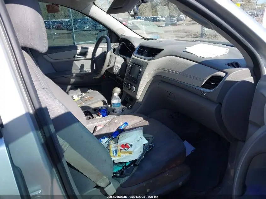 2015 CHEVROLET TRAVERSE LS