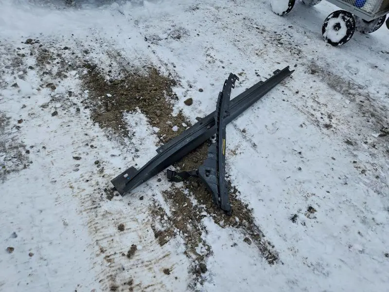 2017 INFINITI QX30 BASE  